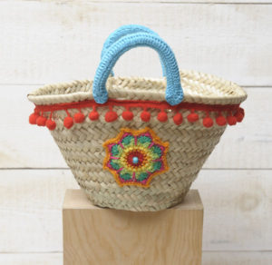 strandtas kids mandala pompon Ibiza beachbag katoen handvatten riet touw