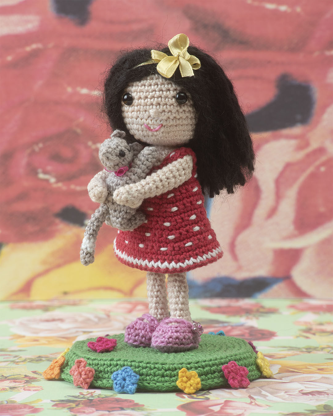 doll with kitten, crochet pattern, cotton, 