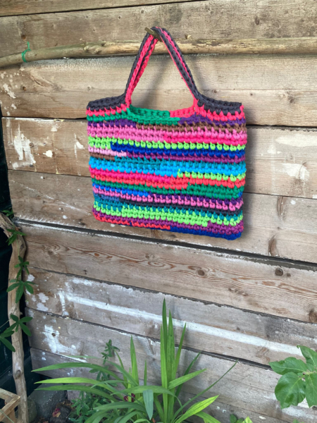 gehaakte tas, diy, zpagetti tas, multi colored, haakpatroon, haken, haakproduct, spaghetti, tas